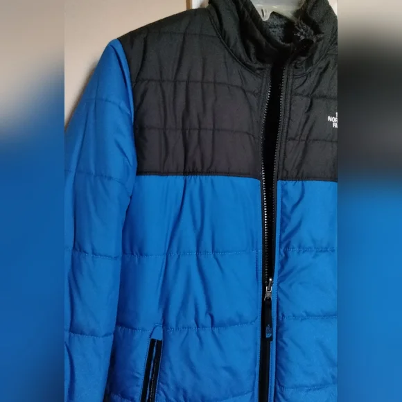 North Face Kids Reversible Jacket - Picture 4 of 11